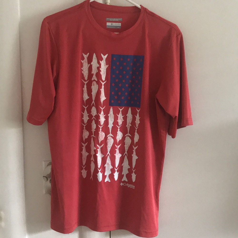 Men’s Columbia sun-shirt